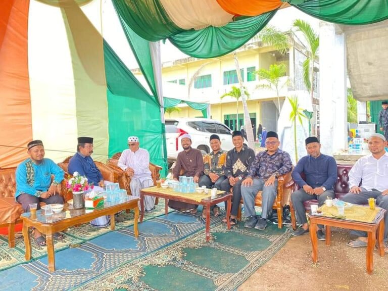 Hadiri Undangan Abiya Hatta, Pengurus IKAT Aceh Bertemu Ulama dan Umara