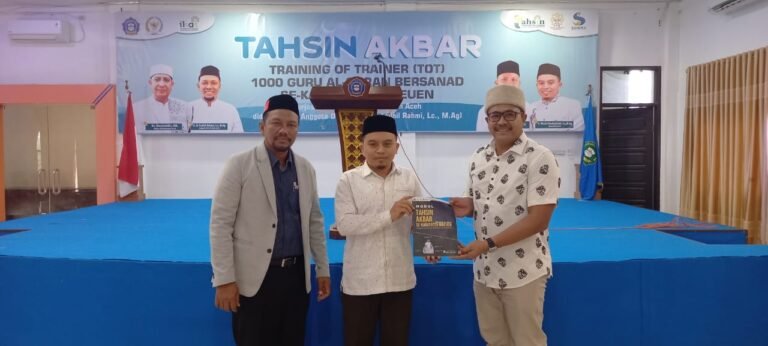 IKAT Aceh dan IAI Almuslim Aceh Training 1000 Guru Al-Quran di Bireuen.